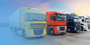 Evden Eve Nakliyeci Hizmeti: Taşınmanın En Kolay Yolu Taşınma süreci birçok kişi için oldukça stresli ve yorucu olabilir. Eşyaların toplanması, paketlenmesi, taşınması ve yeni eve yerleştirilmesi ciddi bir planlama gerektirir. Bu noktada evden eve nakliyeci hizmeti, taşınma sürecini hızlı ve güvenli hale getiren en önemli çözümlerden biridir. Profesyonel bir evden eve nakliyeci firması ile çalışmak, eşyalarınızın zarar görmeden yeni adresinize ulaştırılmasını sağlar. Aynı zamanda zamandan tasarruf ederek taşınma sürecini çok daha rahat geçirmenize yardımcı olur. Evden Eve Nakliyeci Nedir? Evden eve nakliyeci, ev veya ofis eşyalarının bir adresten başka bir adrese güvenli şekilde taşınmasını sağlayan profesyonel hizmettir. Bu hizmet genellikle şu işlemleri kapsar: Eşyaların paketlenmesi Mobilyaların sökülmesi ve kurulması Taşıma işlemi Yeni adreste yerleştirme Asansörlü taşımacılık (gerekli durumlarda) Profesyonel nakliyeciler sayesinde eşyalarınız çizilmeden, kırılmadan ve düzenli bir şekilde taşınır. Profesyonel Evden Eve Nakliyeci Hizmetinin Avantajları Profesyonel bir nakliyeci ile çalışmanın birçok avantajı vardır. 1. Güvenli Taşıma Deneyimli ekipler eşyaları doğru paketleme teknikleri ile sarar ve taşıma sırasında oluşabilecek hasar riskini minimuma indirir. 2. Zaman Tasarrufu Kendi başınıza günler sürebilecek taşınma işlemi, profesyonel bir ekip ile birkaç saat içinde tamamlanabilir. 3. Sigortalı Taşımacılık Birçok evden eve nakliyeci firması eşyalarınızı sigortalı taşır. Bu sayede olası zararlar güvence altına alınır. 4. Profesyonel Ekipman Taşıma sırasında kullanılan özel paketleme malzemeleri, taşıma aparatları ve asansörlü sistemler taşınmayı çok daha kolay hale getirir. Evden Eve Nakliyeci Seçerken Nelere Dikkat Edilmeli? Doğru nakliyeci firmayı seçmek taşınma sürecinin sorunsuz geçmesi için çok önemlidir. Firma Deneyimi Uzun süredir hizmet veren firmalar genellikle daha deneyimli ekiplerle çalışır. Müşteri Yorumları İnternette yer alan müşteri yorumları firma hakkında fikir edinmenizi sağlar. Sigortalı Taşıma Eşyalarınızın güvenliği için sigortalı taşıma hizmeti sunan firmaları tercih etmelisiniz. Fiyat Teklifi Taşınma öncesi keşif yapılması ve net fiyat verilmesi güvenilir firmaların önemli bir özelliğidir. Asansörlü Evden Eve Nakliyat Yüksek katlı binalarda taşınma işlemi oldukça zor olabilir. Bu durumda asansörlü evden eve nakliyeci hizmeti büyük kolaylık sağlar. Bina dışına kurulan taşıma asansörü sayesinde eşyalar hızlı ve güvenli bir şekilde taşınır. Asansörlü taşımacılık sayesinde: Eşyalar zarar görmez Taşıma süresi kısalır Apartman içinde oluşabilecek hasarlar önlenir Evden Eve Nakliyat Fiyatları Evden eve nakliyeci fiyatları bazı faktörlere göre değişiklik gösterebilir: Taşınacak eşya miktarı Kat sayısı Asansör kullanımı Mesafe Ek hizmetler (paketleme, montaj vb.) Bu nedenle en doğru fiyat bilgisi için nakliyeci firmadan keşif talep etmek gerekir. Sonuç Taşınma sürecini sorunsuz ve hızlı bir şekilde tamamlamak için profesyonel evden eve nakliyeci hizmeti almak oldukça önemlidir. Doğru firma ile çalışarak eşyalarınızı güvenle yeni adresinize taşıyabilir ve taşınma stresini minimuma indirebilirsiniz.